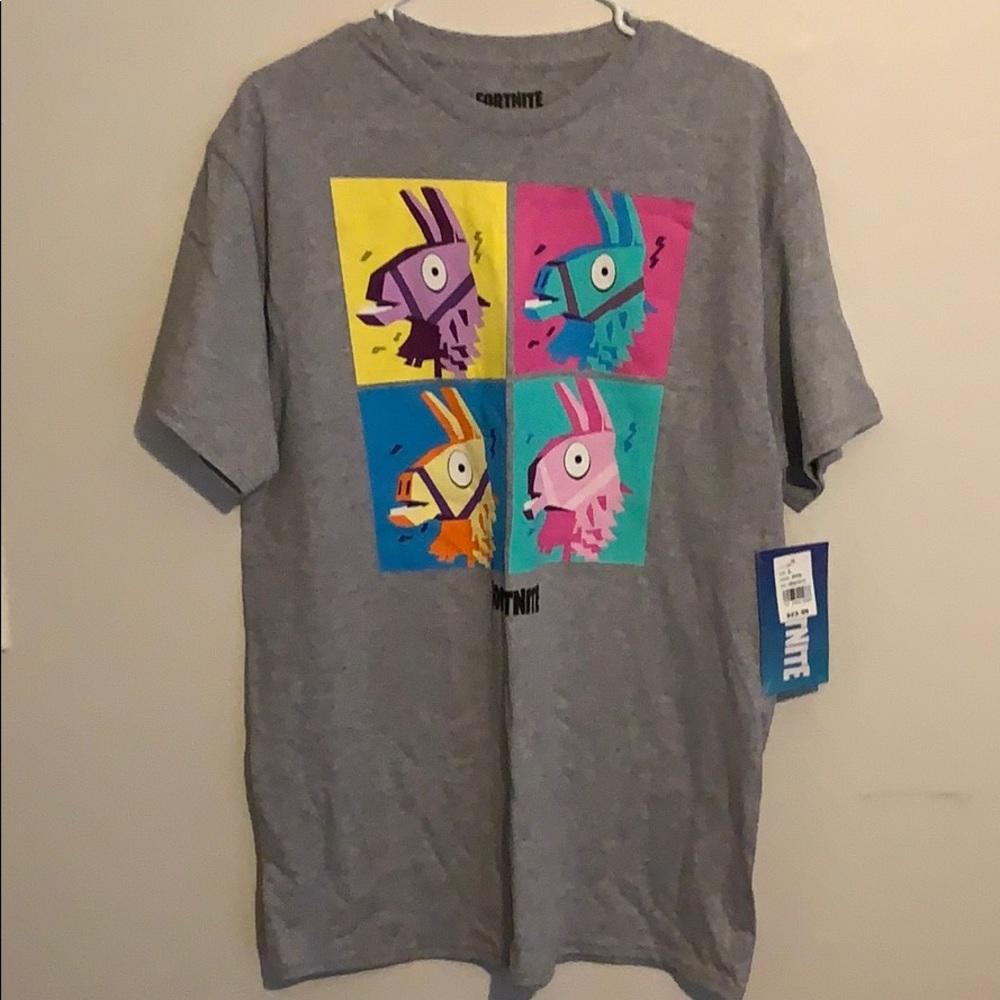 New fortnite t-shirt size L